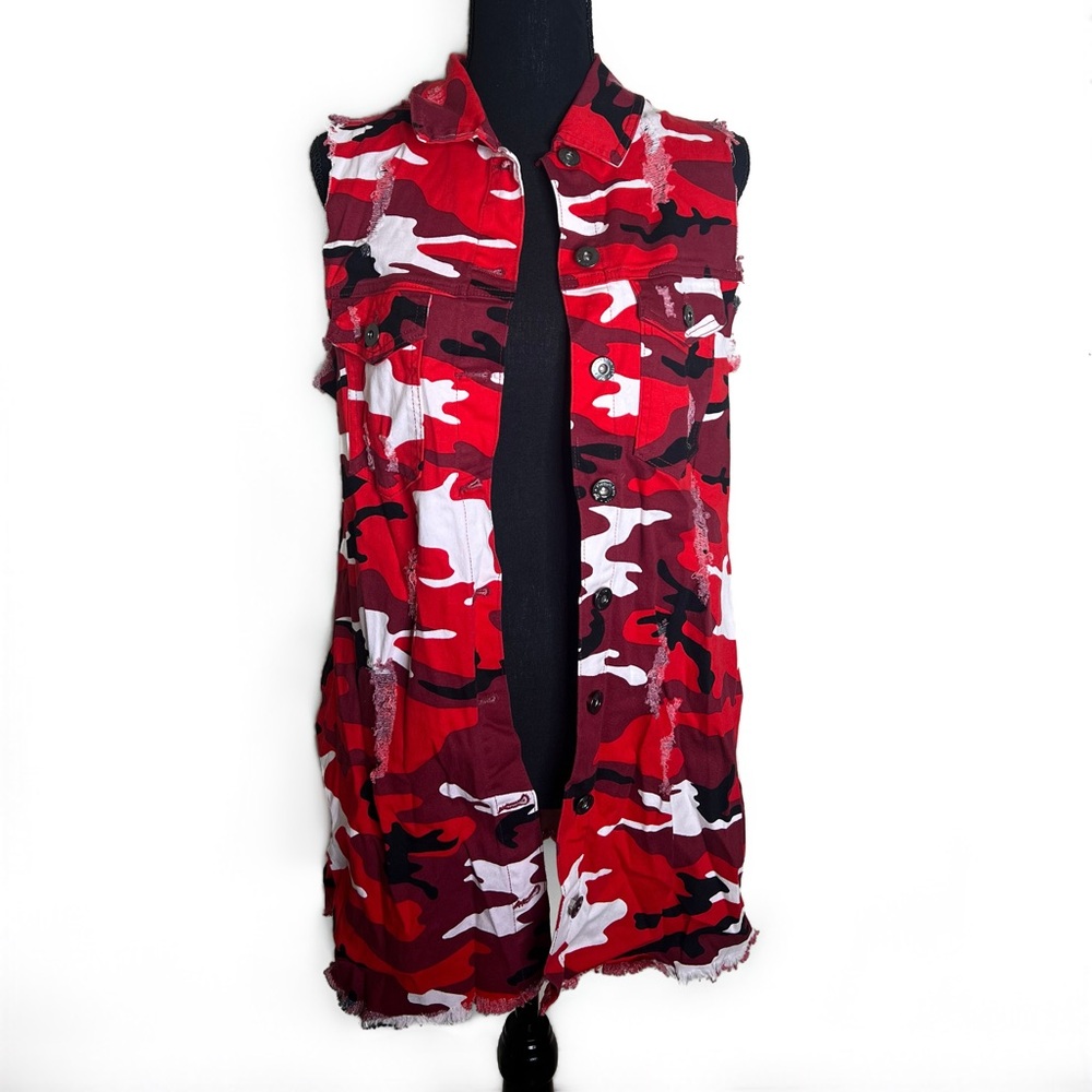 RedFox Red Camouflage Vest Size M